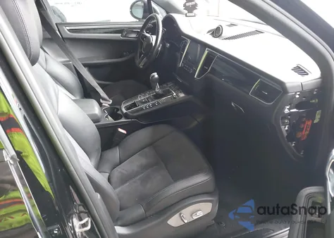 2018 Porsche Macan z USA, uszkodzony, nr VIN WP1AA2A53JLB02429